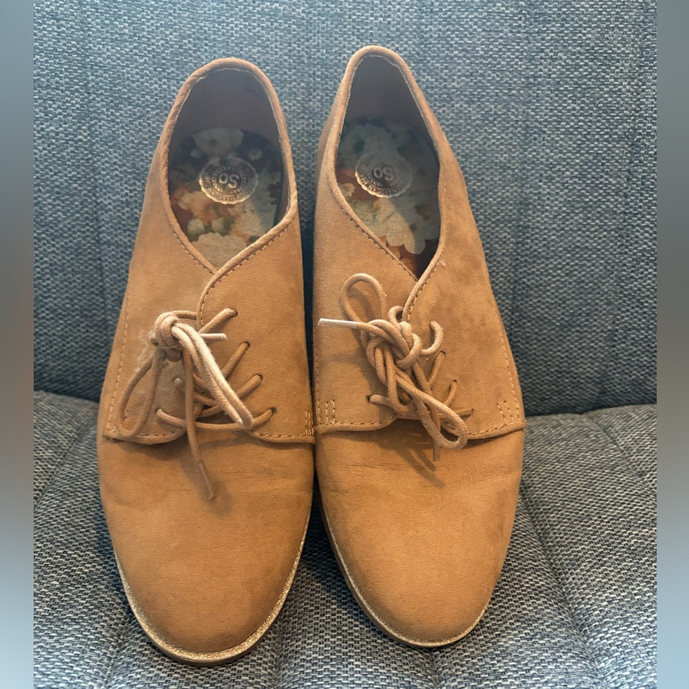 Tan Suede Shoes with Glitter